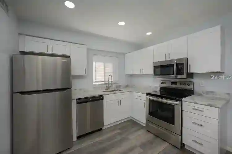 Condo for rent in great location