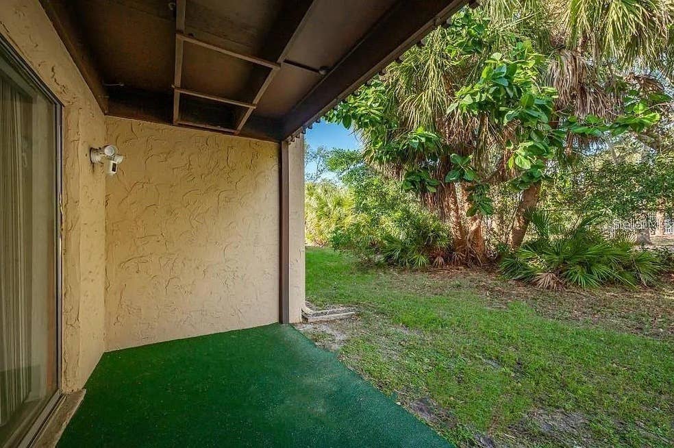 Condo for rent in great location