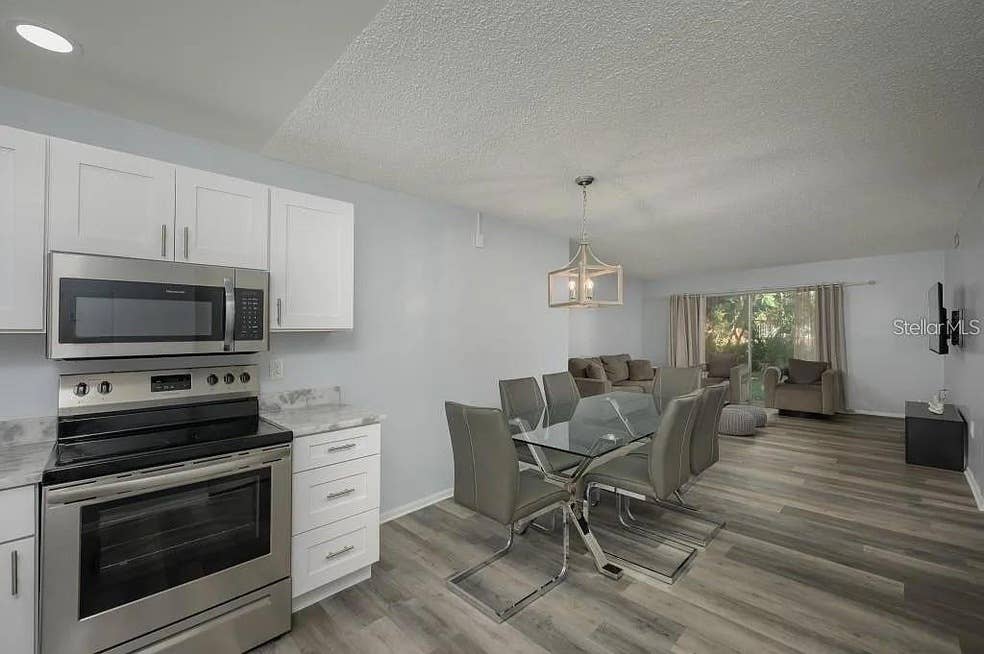 Condo for rent in great location