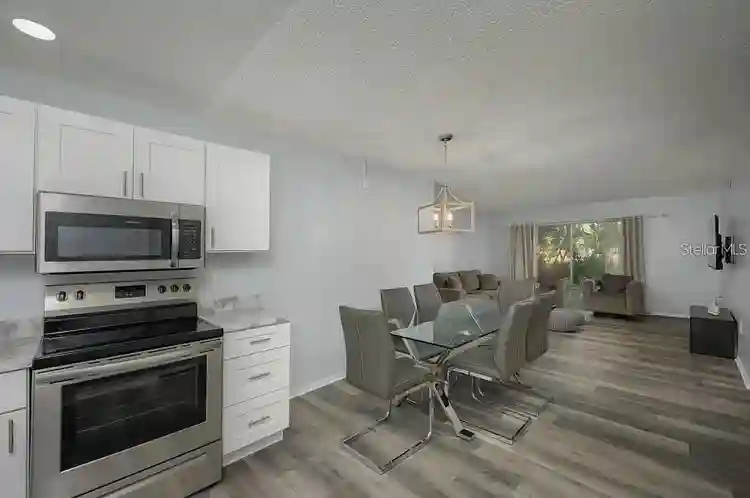 Condo for rent in great location