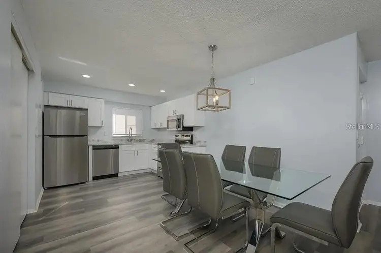 Condo for rent in great location