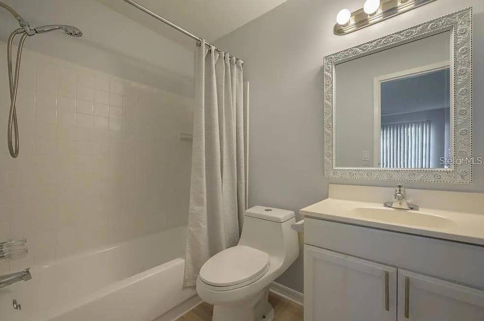 Condo for rent in great location