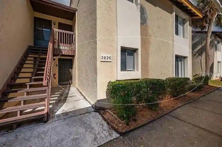 Condo for rent in great location