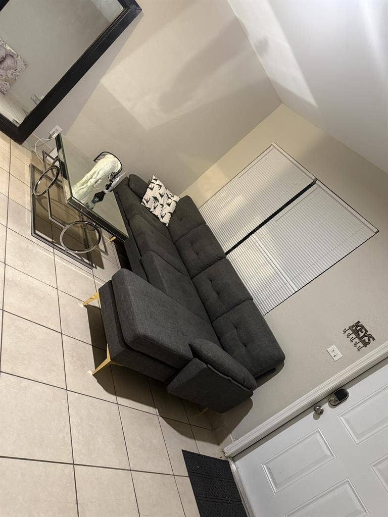 Private Room for Rent (Miami)