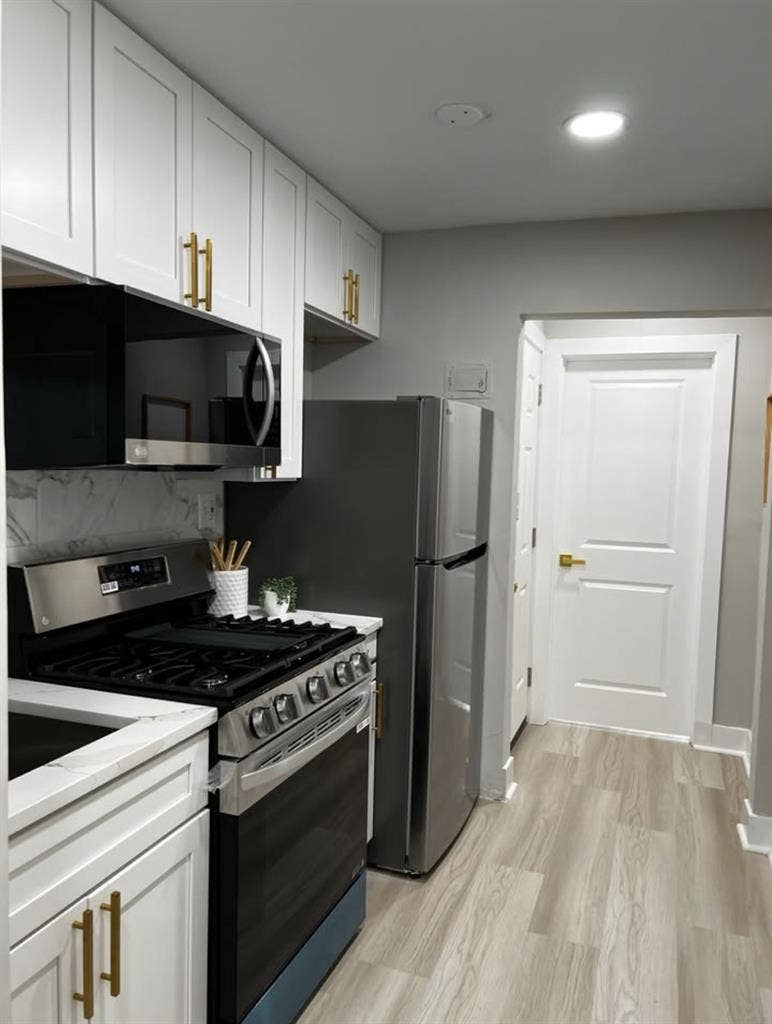 Spacious Room for Rent in NE, DC