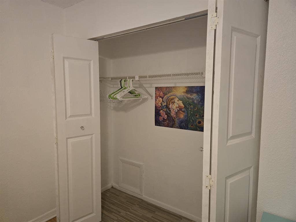 Room for rent 800.00 per month