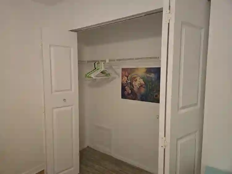 Room for rent 800.00 per month