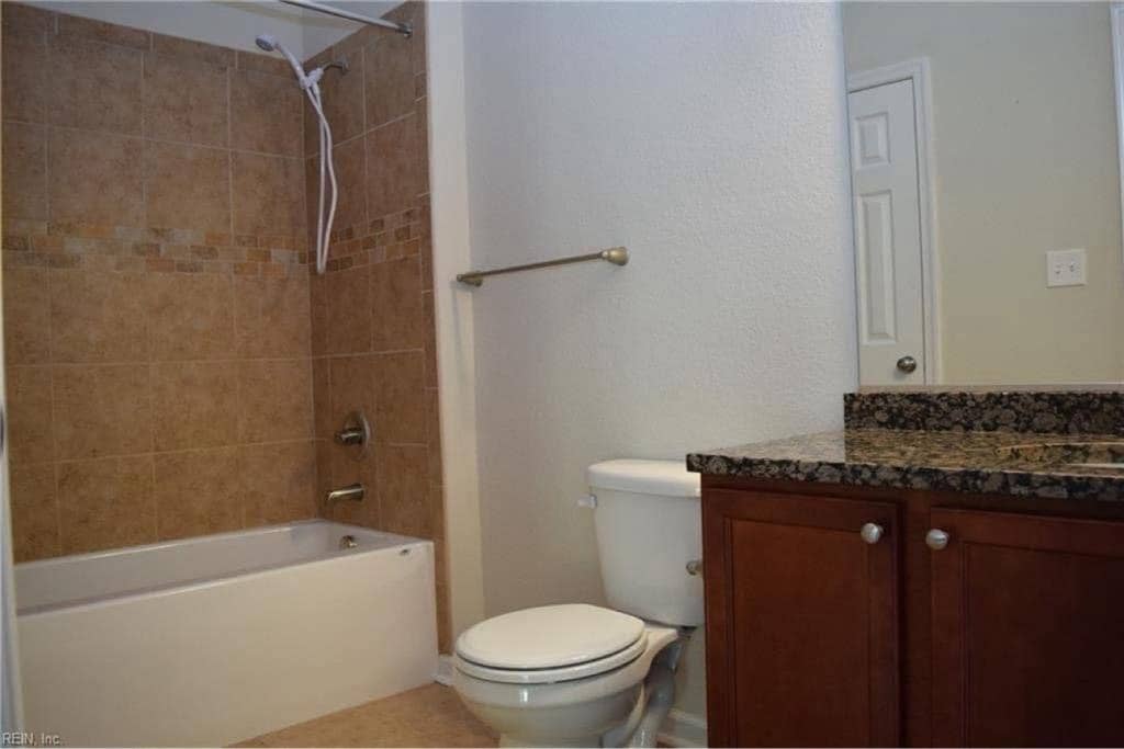 Room for rent near gate 4