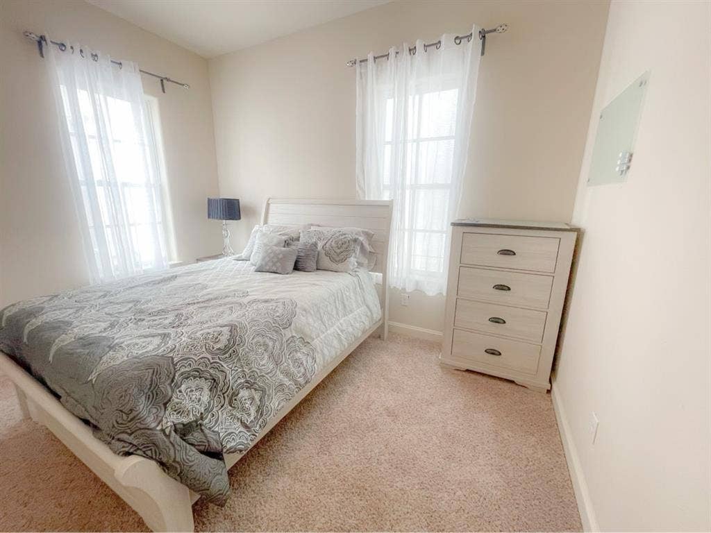 Bedroom for rent in east downtown
