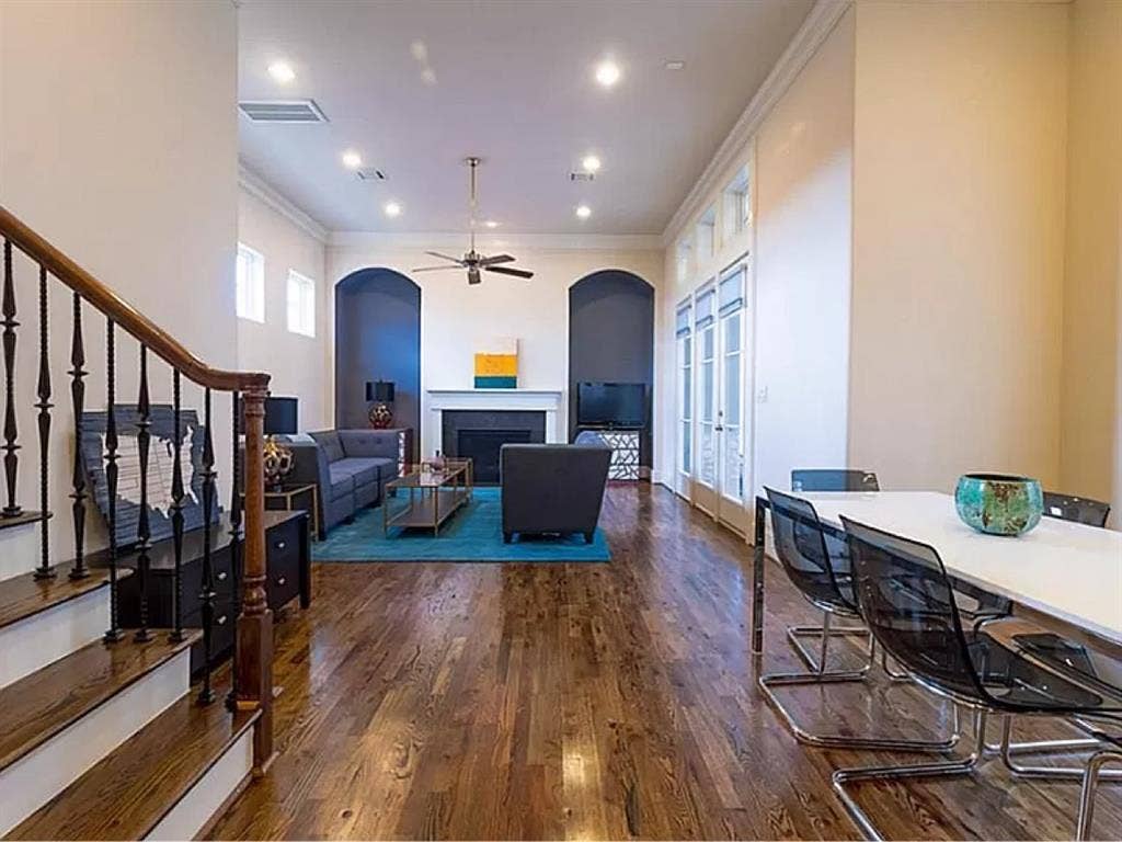 Bedroom for rent in east downtown