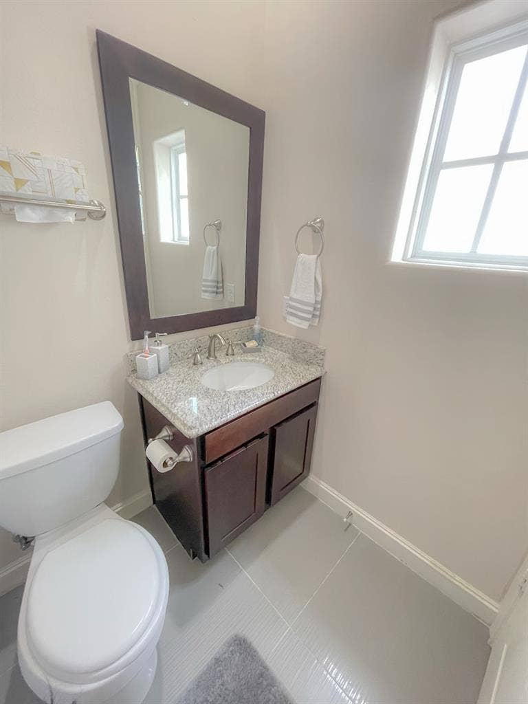 Bedroom for rent in east downtown