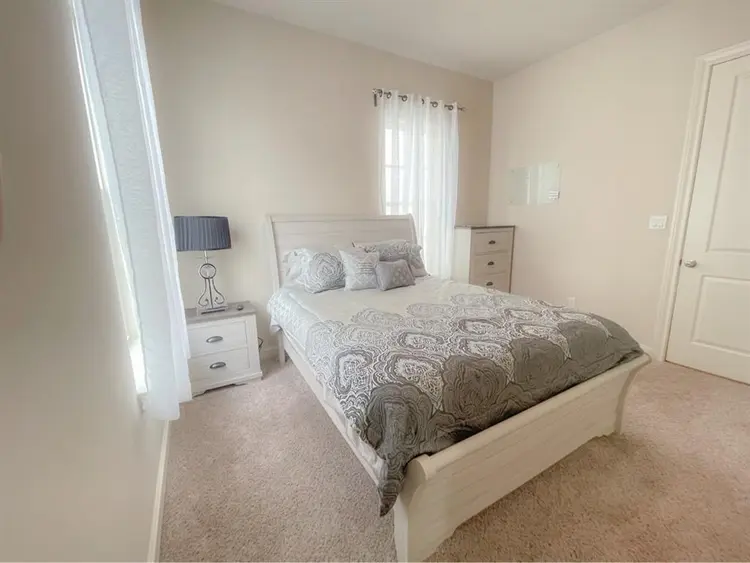 Bedroom for rent in east downtown