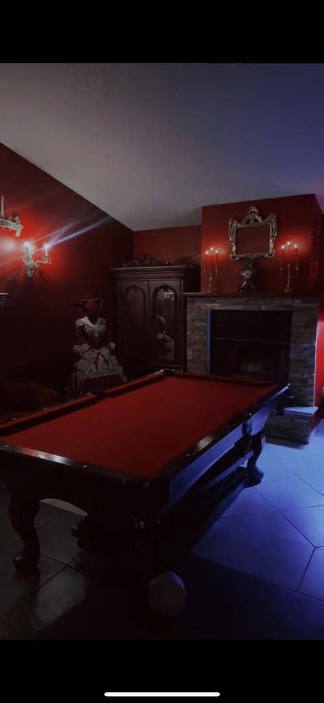 Beautiful spacious private room/bat