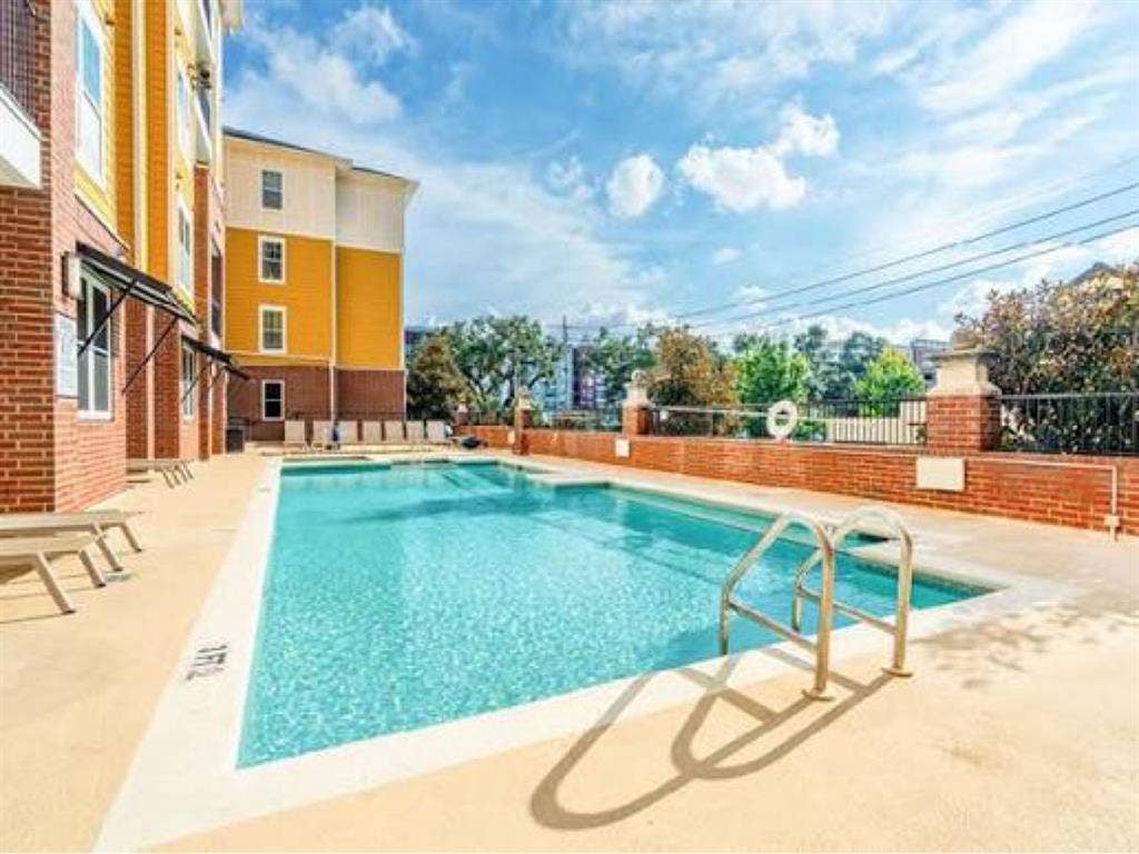 ROOM OPEN WILL PAY NEXT MONTH RENT!