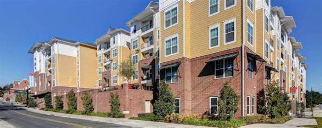 ROOM OPEN WILL PAY NEXT MONTH RENT!