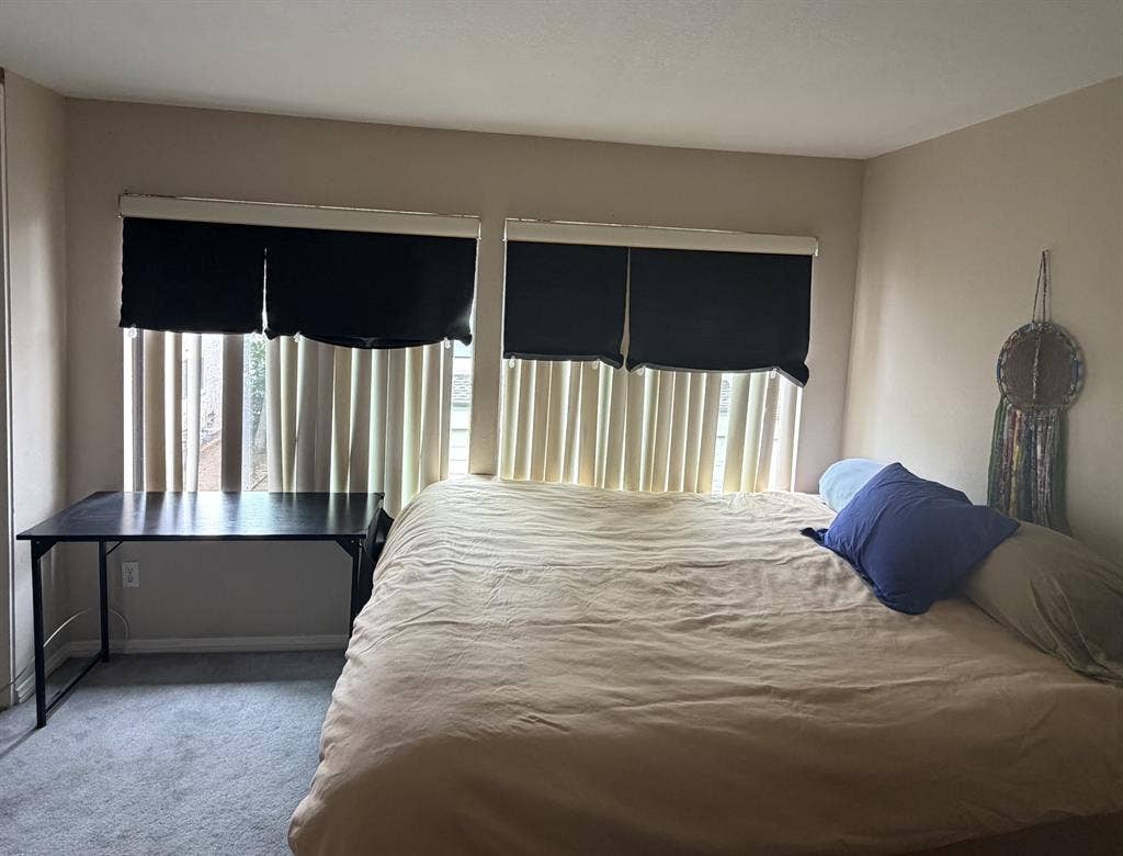 CalKing bed right off hwy 101