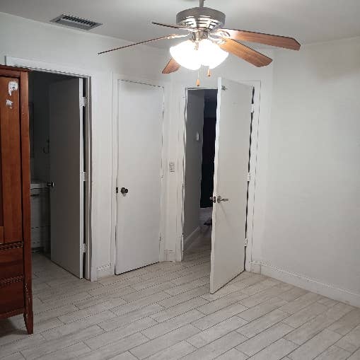Master bedroom for rent