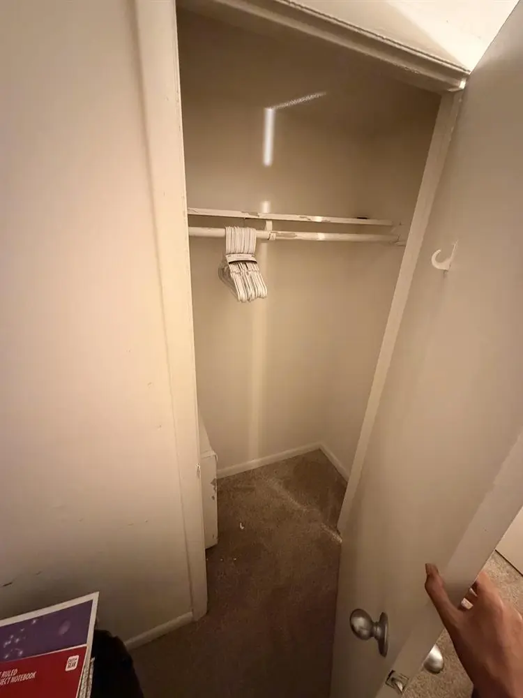Private Room Available($527/month)