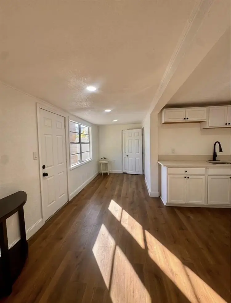 Duplex apartment for rent!