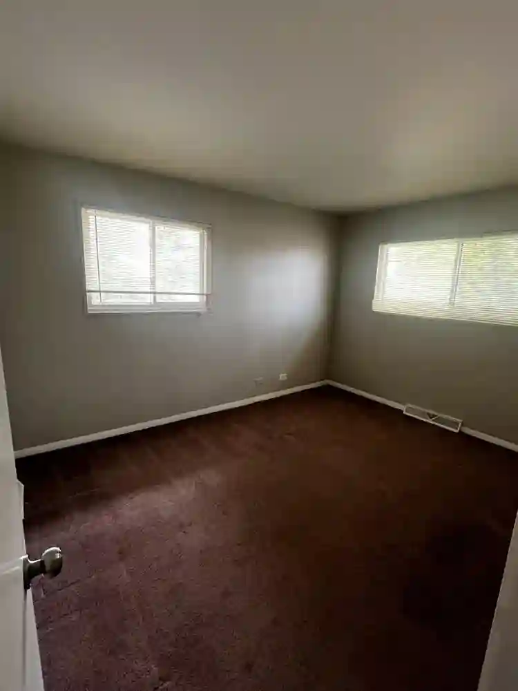 3 bedroom townhouse in Mt.Prospect