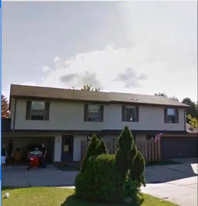 Lease takover! 1 roomate already!