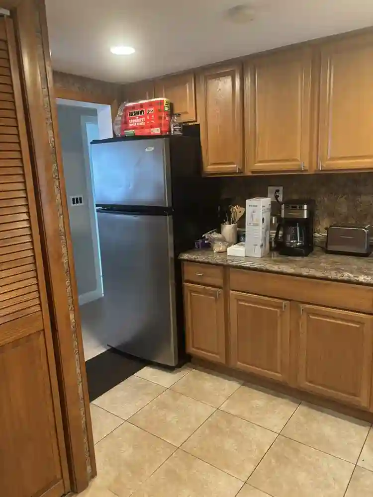 Looking for roommate in Watertown