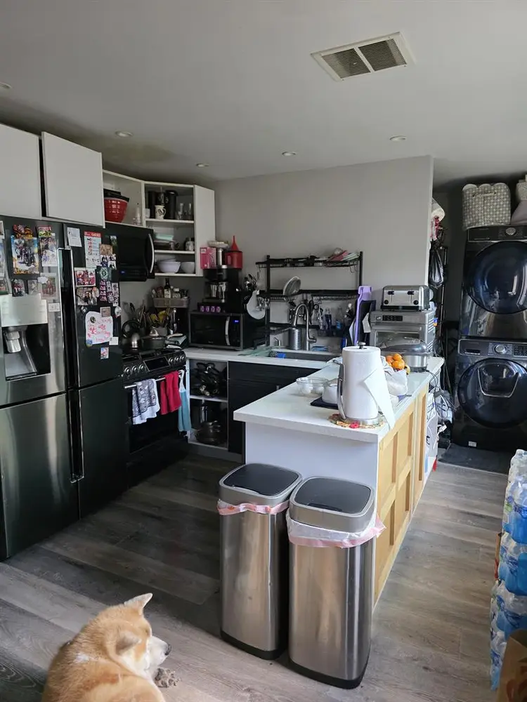 Looking for RELIABLE roommate.