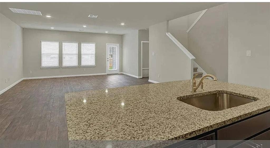 5 BR in San Marcos