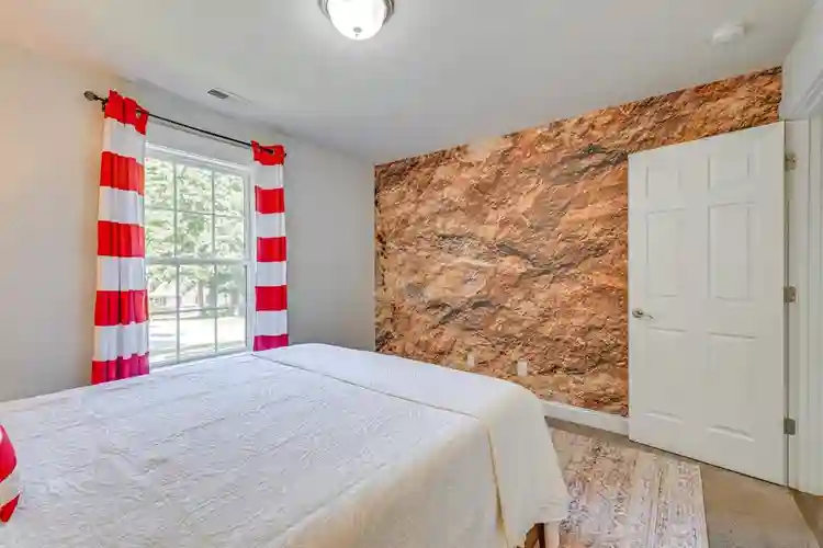 3 BR in Charlotte