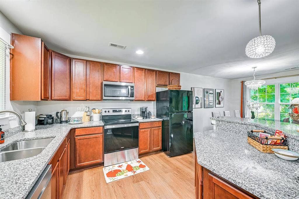 3 BR in Charlotte