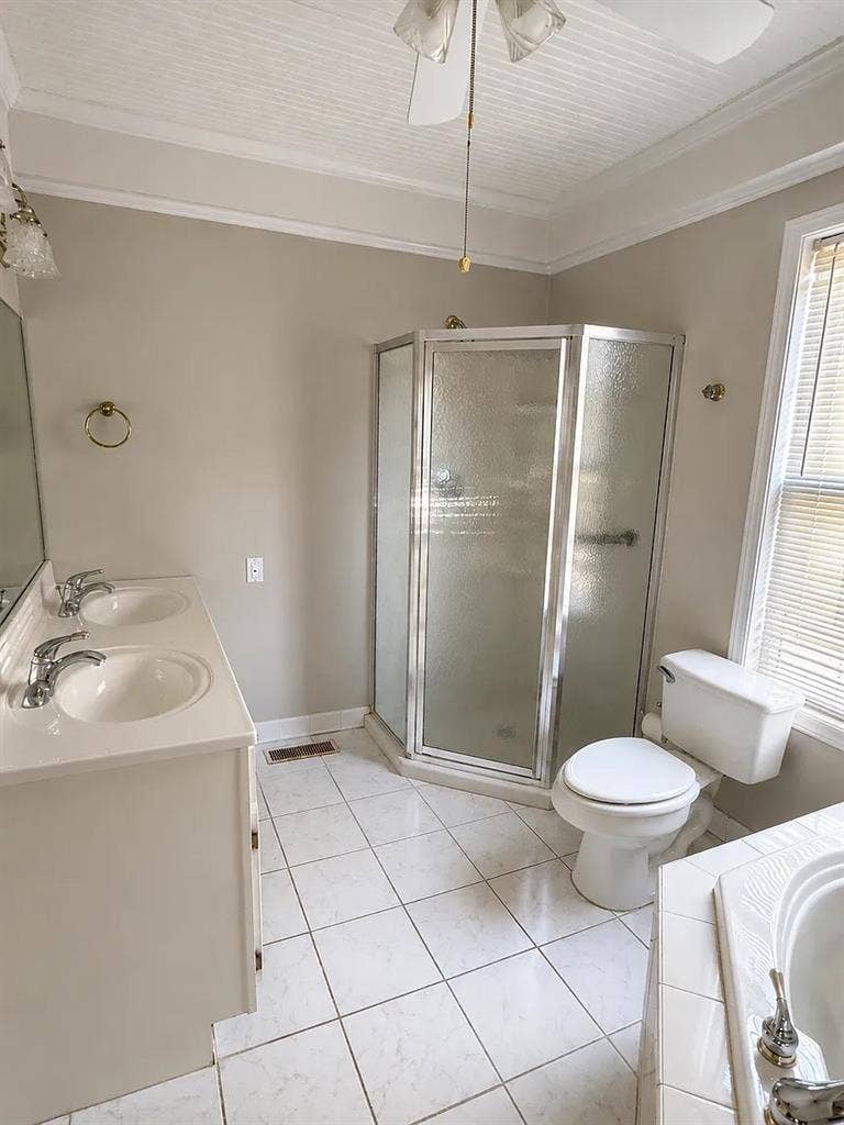 3 BR in Palmetto