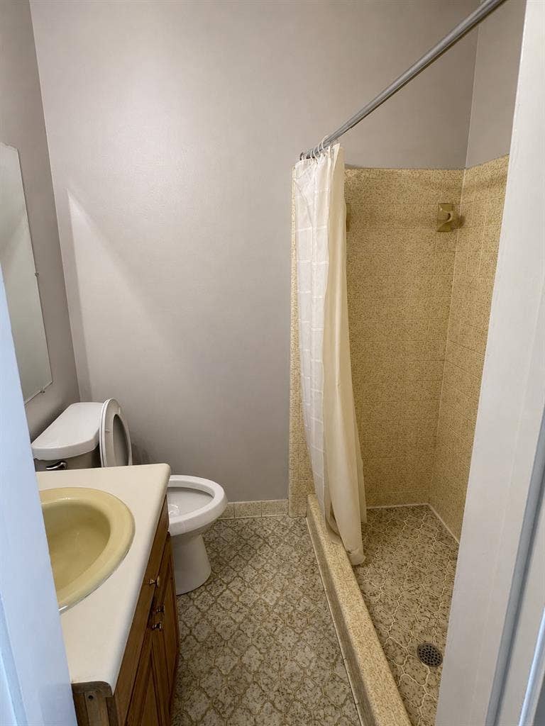 3 BR in Palmetto