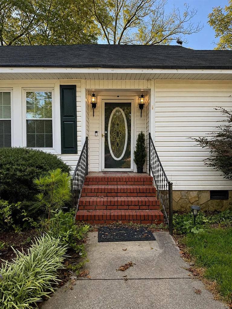 3 BR in Palmetto