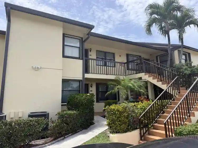 Spacious First Floor 2br/2ba condo