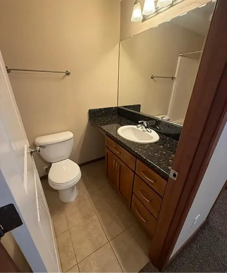 Room private bath walk in closet