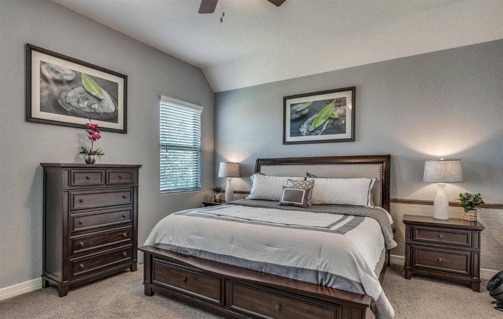 Furnished private room available.