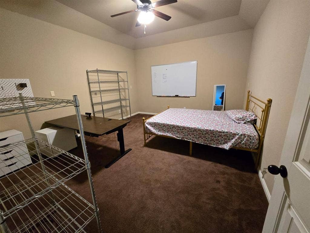 Furnished private bedroom available