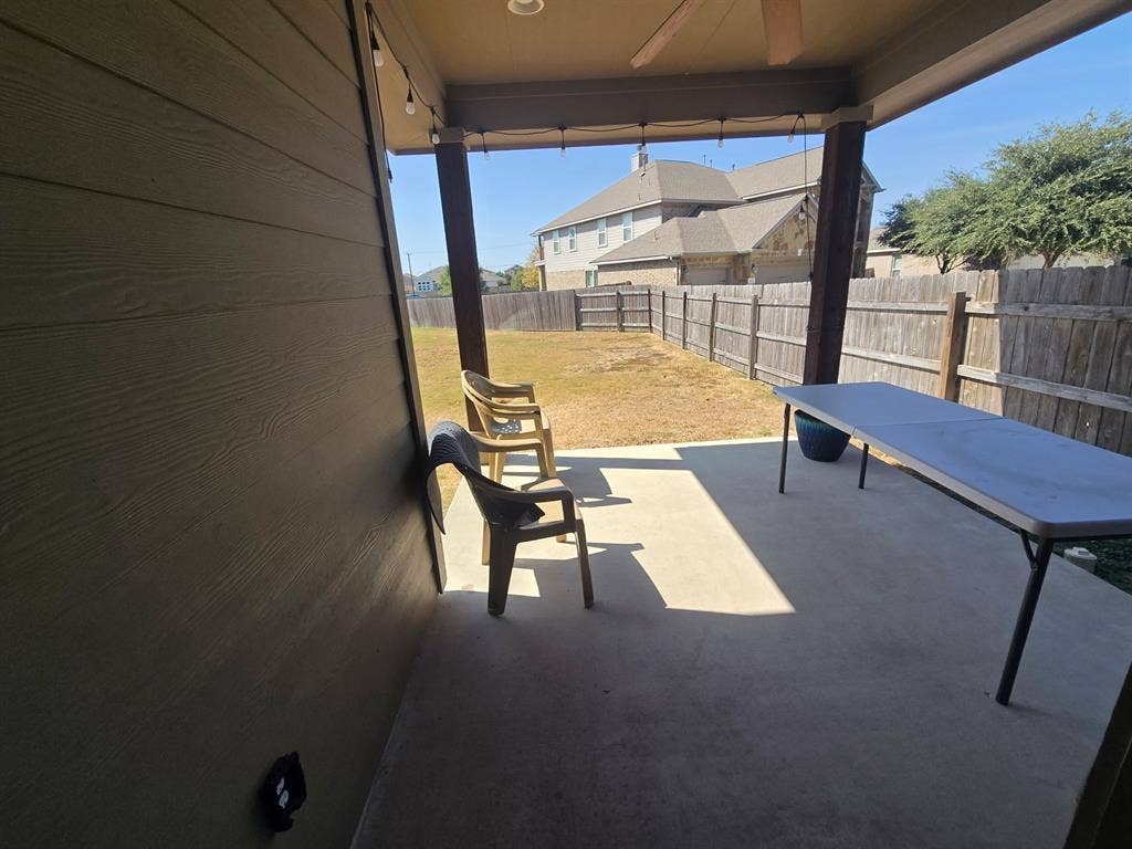 Furnished private bedroom available