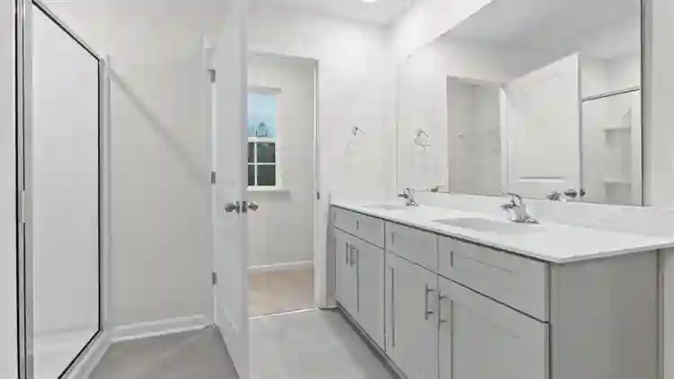 Furnished private room available