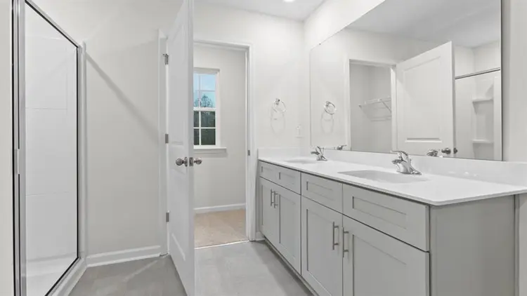 Furnished private room available