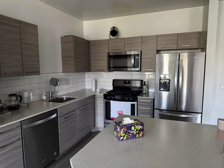 Lease Takeover_1b1b Apt in SLC