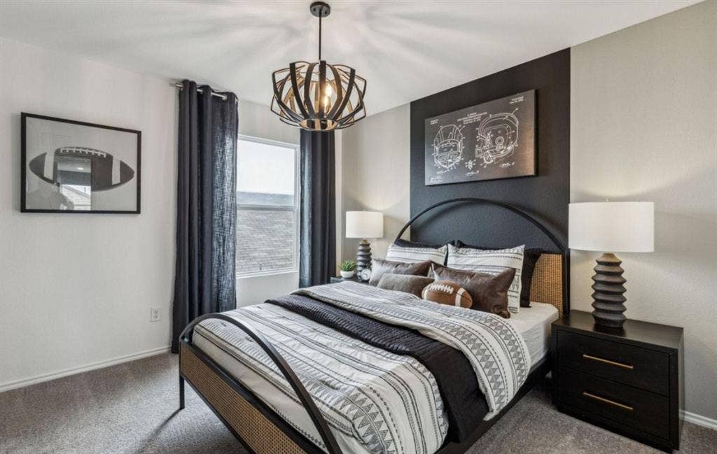 Furnished private room available