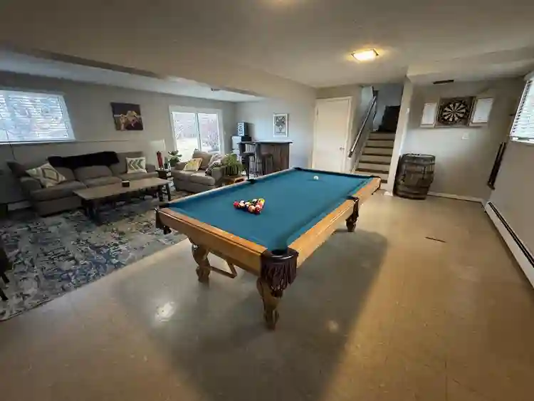 Private Bed/Bath in Spacious Home