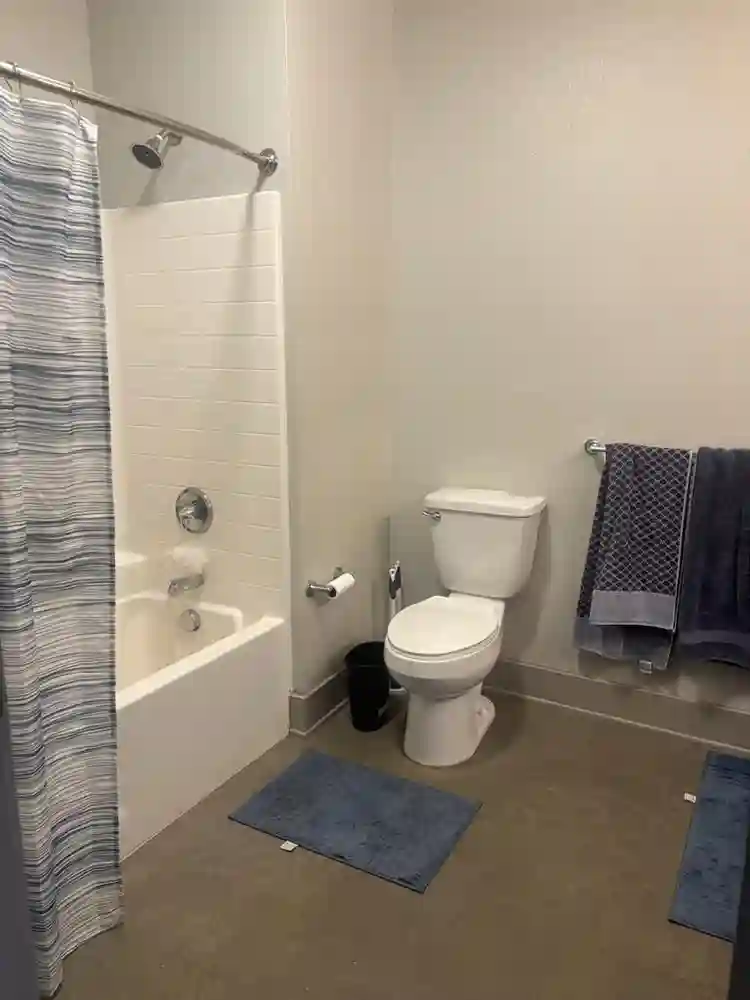 Fully furnished shared bedroomm