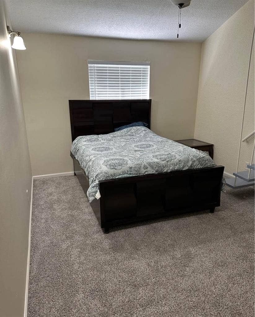 Room for rent $700)