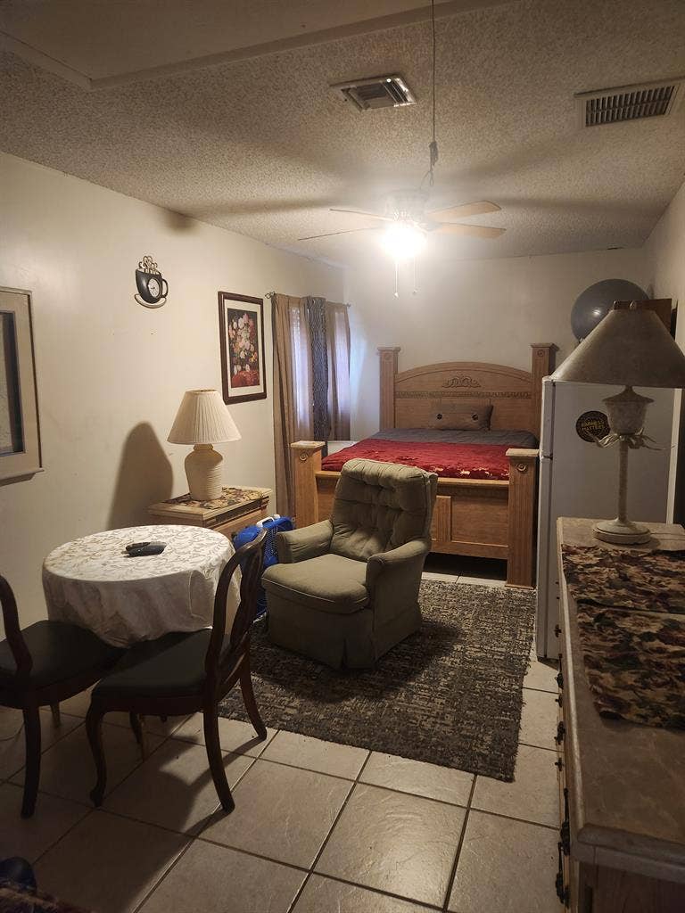 Room for rent in Delray Beach