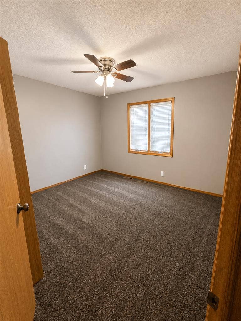 Bedroom for rent