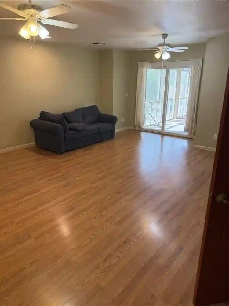 Large Master Bedroom in 55+