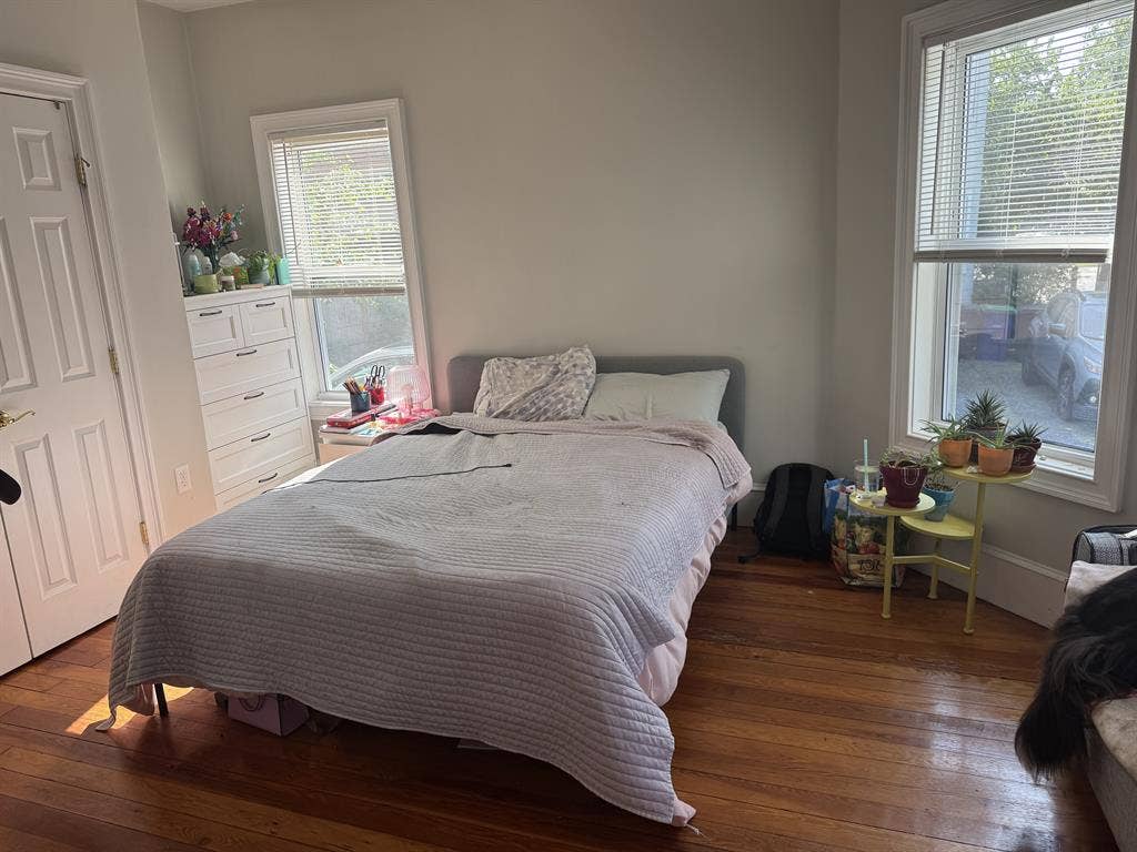 3BR/1.5BA Flexible Sept/Oct Move-In