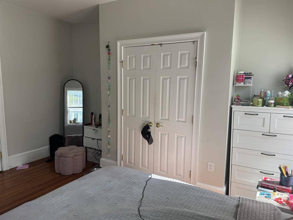 3BR/1.5BA Flexible Sept/Oct Move-In